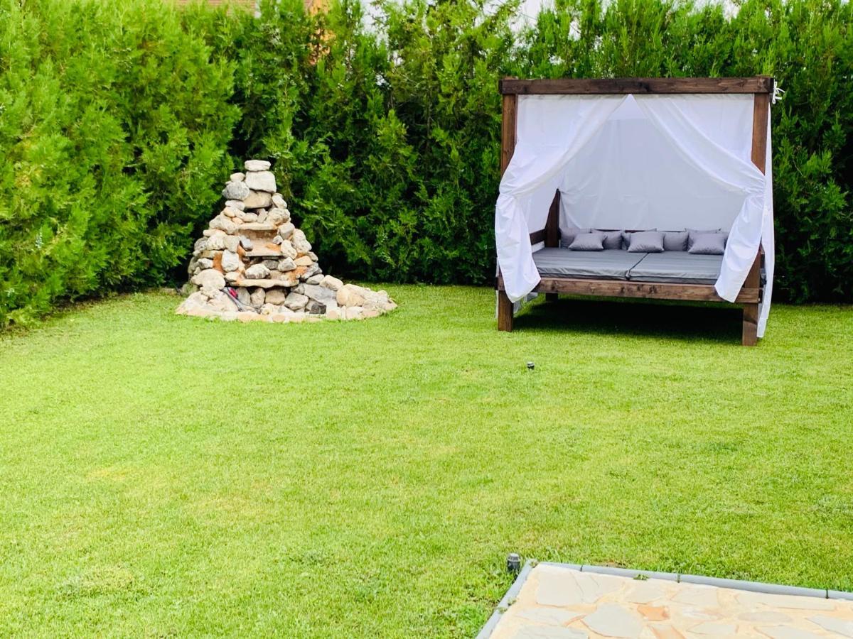 Luxury 3 Bedroom Pool Villa Gulia 外观 照片